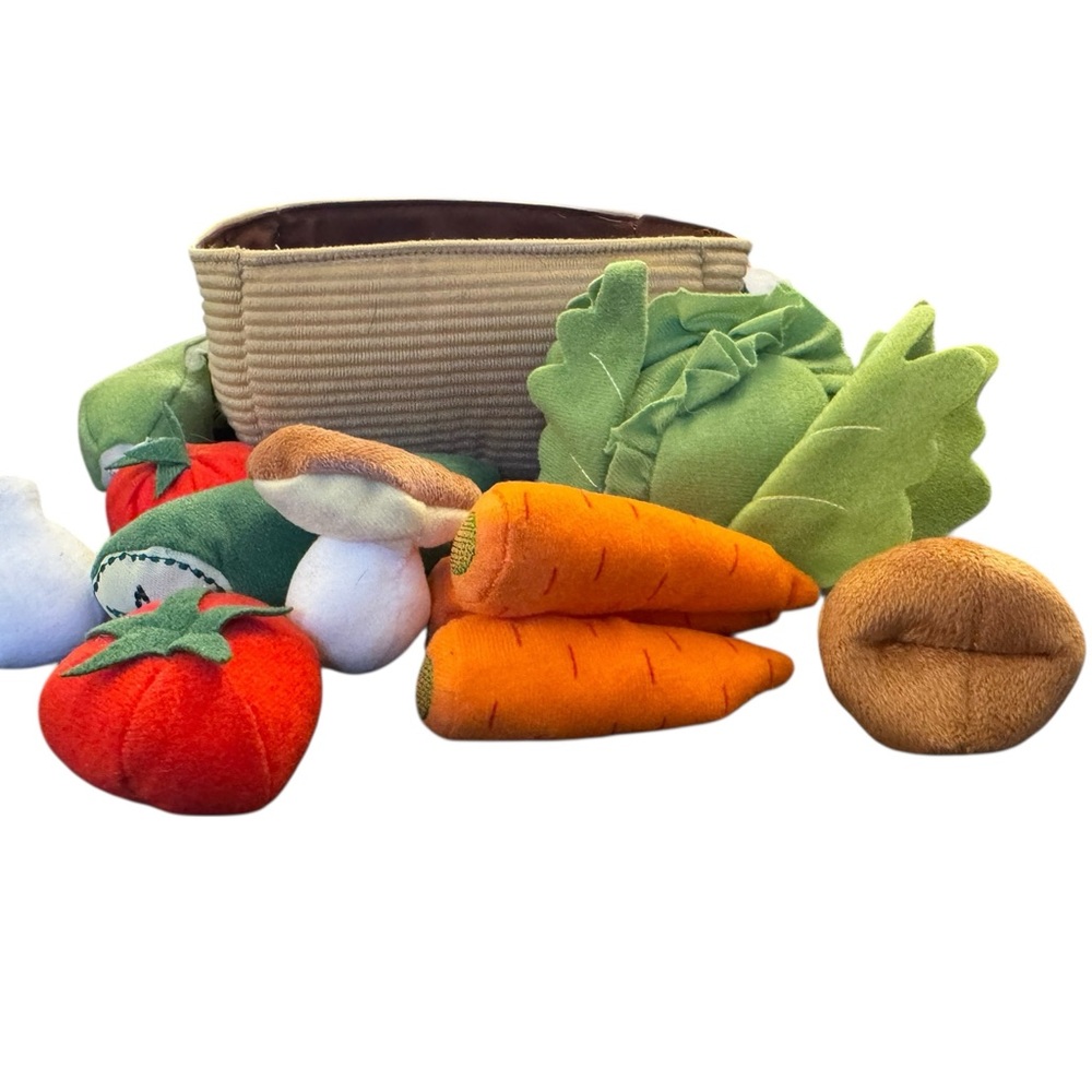 Plush Vegetable Toy Set with Basket - Picture 5 of 6
